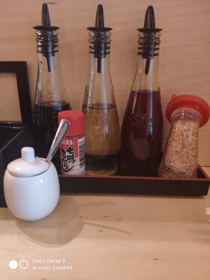  at Men Tenten - Nahalat Binyamin in Tel Aviv