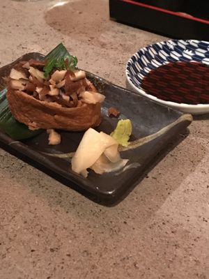 Inari at Men Tenten - Nahalat Binyamin in Tel Aviv