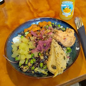 Salad Bowl at Cafe FolkeVen in Aarhus