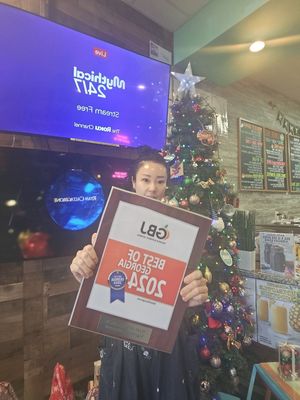  at Wow Poke & Juice in Lawrenceville