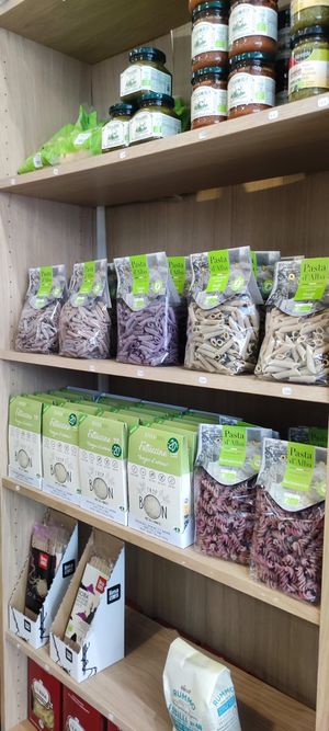 Konjak at Madame Gaspard in Paris