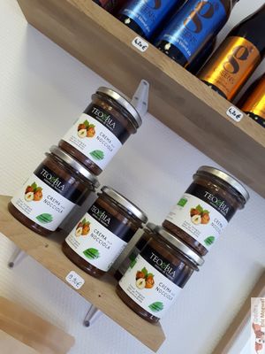 Vegetable spread with no palm oil at Madame Gaspard in Paris