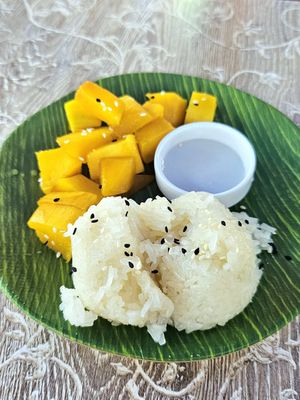 Arroz con mango de postre at Thai Botánico in Tenerife