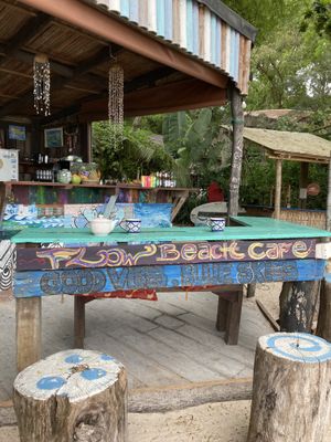   at Flow Beach Cafe. - Seaddict in Koh Samet
