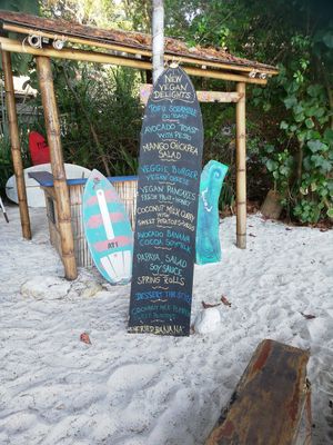  at Flow Beach Cafe. - Seaddict in Koh Samet