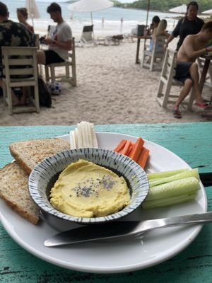 Hummus with toastt  at Flow Beach Cafe. - Seaddict in Koh Samet