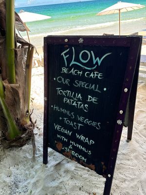   at Flow Beach Cafe. - Seaddict in Koh Samet