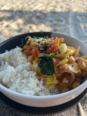  at Flow Beach Cafe. - Seaddict in Koh Samet