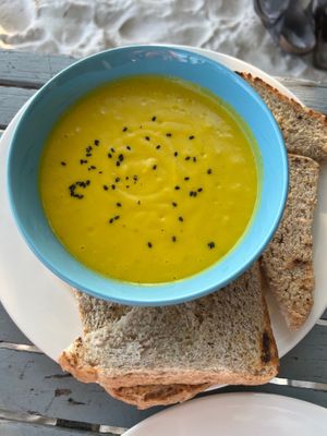  at Flow Beach Cafe. - Seaddict in Koh Samet