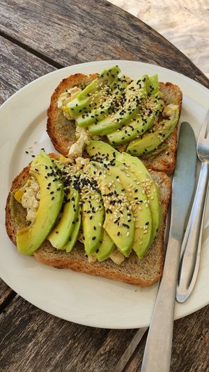 Tofu pesto toast at Flow Beach Cafe. - Seaddict in Koh Samet