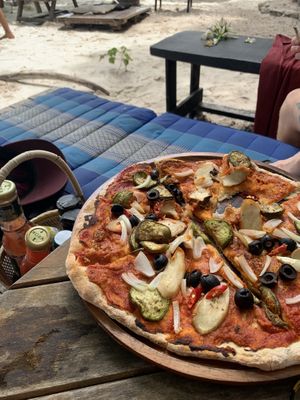 Vegan pizza with cashew nut “cheese"  at Flow Beach Cafe. - Seaddict in Koh Samet