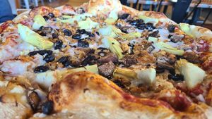 Vegan pizza with veggies and tempeh at Mellow Mushroom in Chantilly