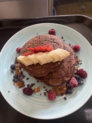 Avena y cocoa hot cake   at Cafetería Tambien in Puebla