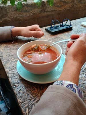 Pancita de setas y nopales 🍄🌵 at Cafetería Tambien in Puebla