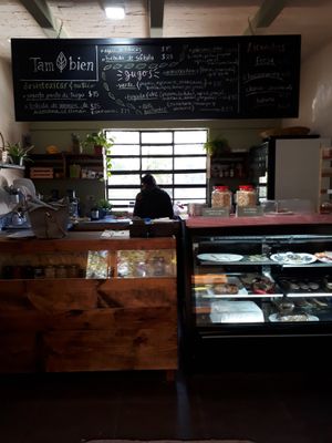La reposteria deliciosa, prueba donas y pinguinos at Cafetería Tambien in Puebla