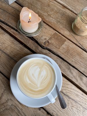 Cappuccino mit Hafermilch  at Klippkroog in Hamburg