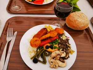 Fête des parrains et marraines 2024 at Animaux en Péril in Ath