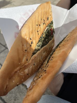 Pide   at Makam Naturkost in Hoehenkirchen-siegertsbrunn