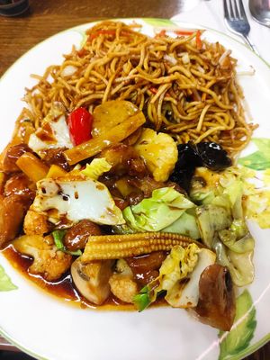  at Jade-Imbiss in Dusseldorf