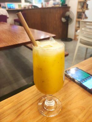  at Le Voyage in Coron