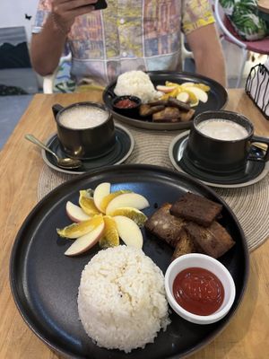   at Le Voyage in Coron