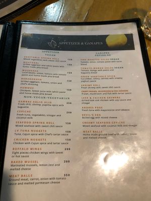 24/11-2018 menu at Le Voyage in Coron