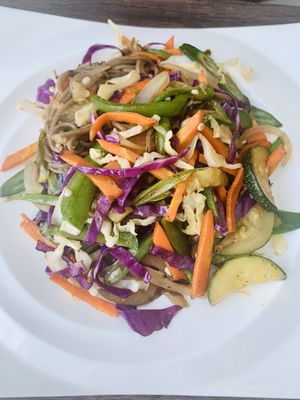 Stir fry soba noodle at Le Voyage in Coron