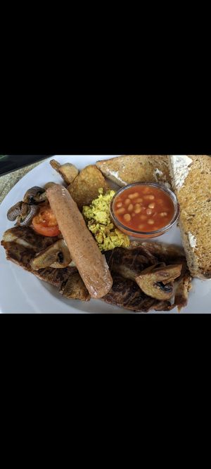 Vegan full English at Olive Garden Deli in Tenerife
