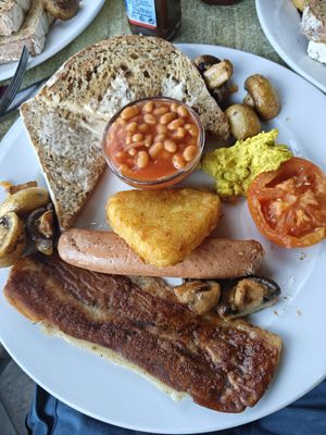Vegan full English at Olive Garden Deli in Tenerife