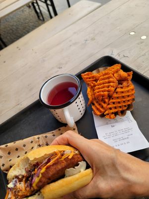 Cheeseburger combo with sweet potato fries at Swing Kitchen - Georgenstraße in Berlin