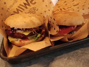 Cheese burger and Viena burger at Swing Kitchen - Georgenstraße in Berlin