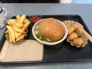 vienna burger, chilli cheese bites, fries  at Swing Kitchen - Georgenstraße in Berlin