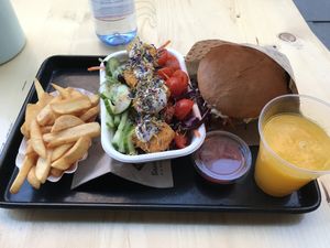 Cheese Burger and Nugget Salad at Swing Kitchen - Georgenstraße in Berlin
