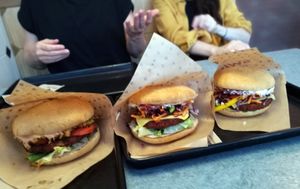 Swing Burger and Chilli Burger at Swing Kitchen - Georgenstraße in Berlin