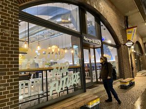 front at Swing Kitchen - Georgenstraße in Berlin