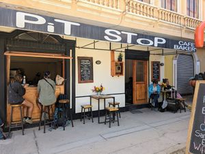 Front at Pit Stop in Copacabana