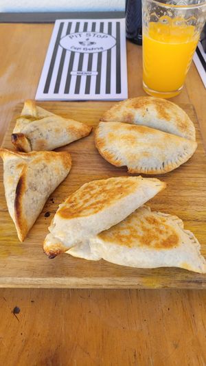 Vegan Empanadas 3 different fillings, mushrooms, spicy with potatoes and curry with vegetables at Pit Stop in Copacabana