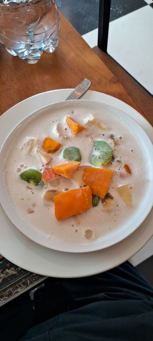 Oats, fruit and soya milk.  at Pit Stop in Copacabana