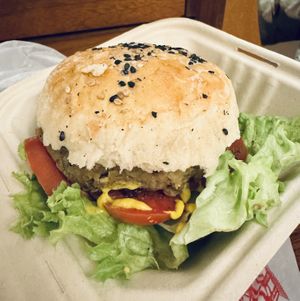 Burger  at Pit Stop in Copacabana