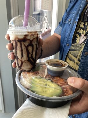 Cookies and cream milkshake  at Blendz in North Bay