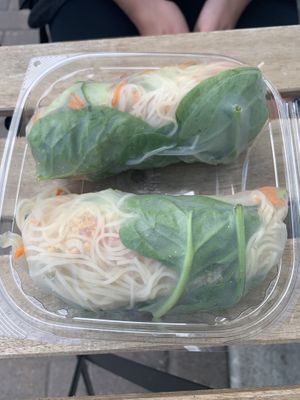 Summer roll  at Blendz in North Bay