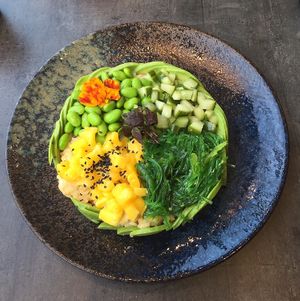 Mama Mango Poke Bowl (vegan) at The Avocado Show in Brussels