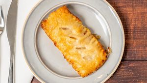 Fresh baked Apple Pie  at St. Veg in Rockville