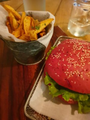 Vegan Burger at The Open Kitchen in Monteverde