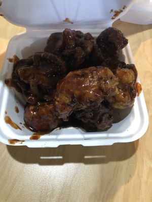 Cauliflower bites general Tso flavor   at A Live Kitchen in Queens