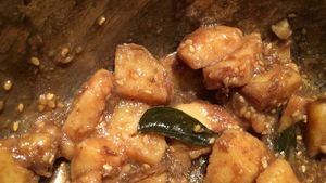 Vegan and vegetarian 
Bombay Allo. 
Authentic Gujarati food. 
 at Delhish in Oxford