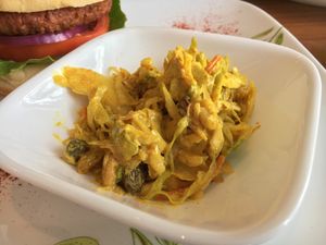 Curry Side Slaw at Leafy Greens Cafe in St Petersburg