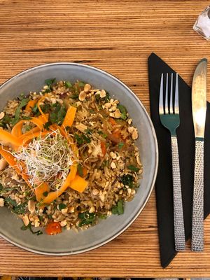 Thai rice and tofu bowl  at Sixta in Toulouse