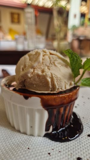 Lava cake is tiny at Salty Swami's in Hikkaduwa