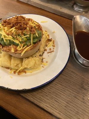 Mothership with „this is not chicken and bacon“   at Pieminister in Cardiff